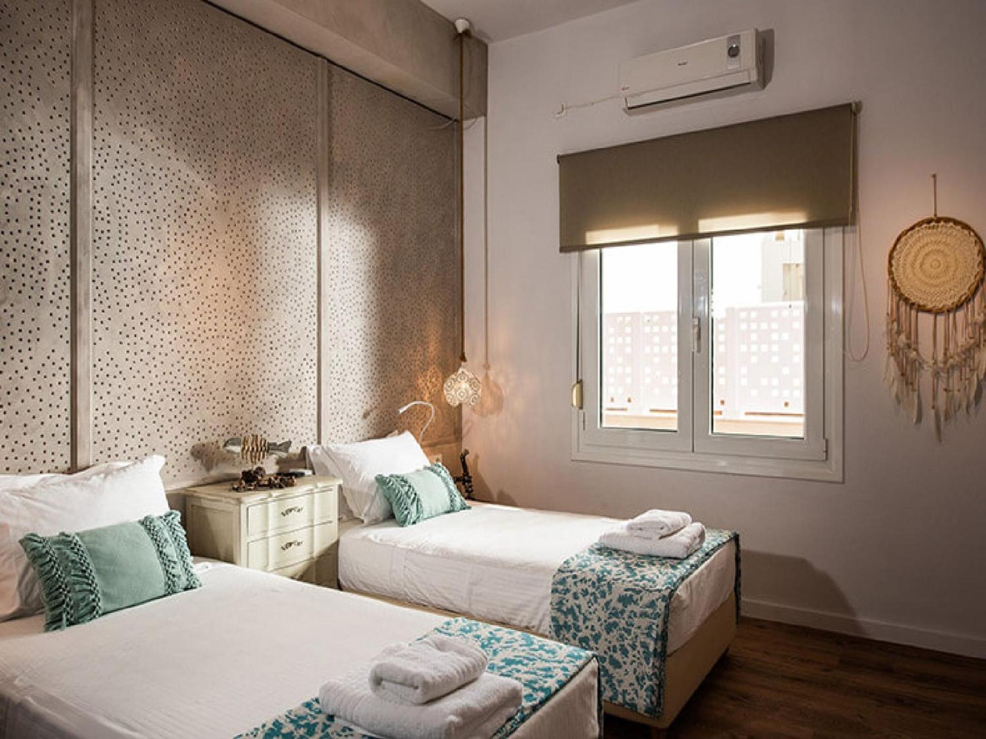 Dazzling Crete Villa | 3 Bedrooms | Villa Saffron Sunset | Beachfront Villa With Jacuzzi & Brilliant Sea Views | Chania カト・ダラトソ エクステリア 写真