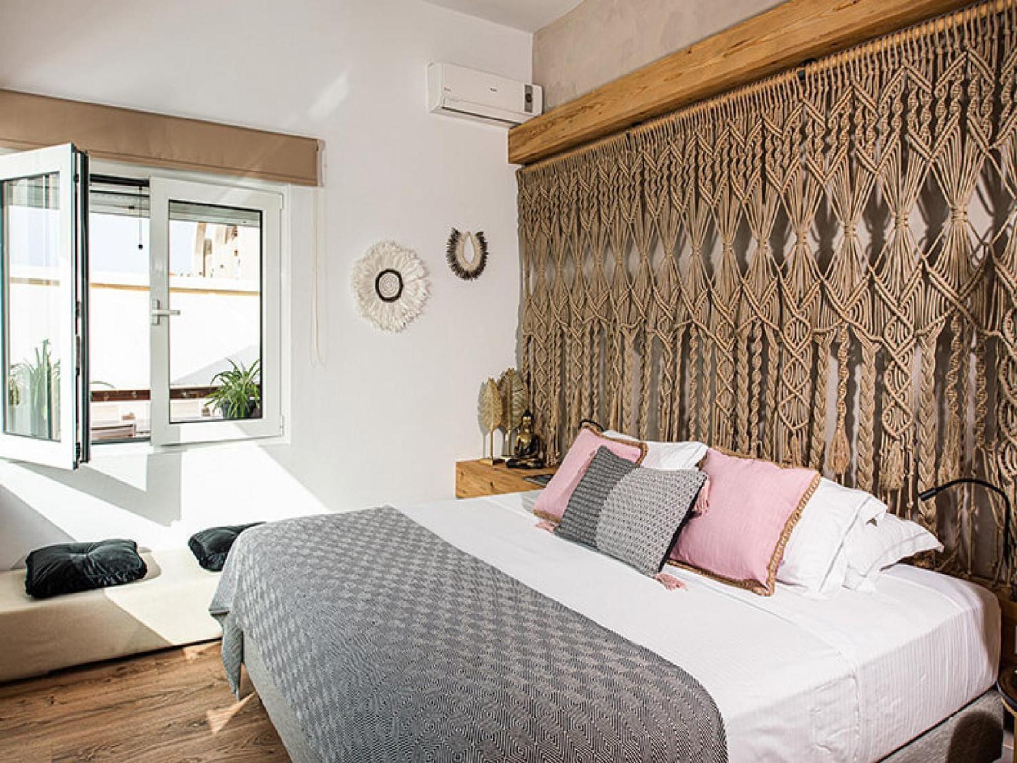 Dazzling Crete Villa | 3 Bedrooms | Villa Saffron Sunset | Beachfront Villa With Jacuzzi & Brilliant Sea Views | Chania カト・ダラトソ エクステリア 写真