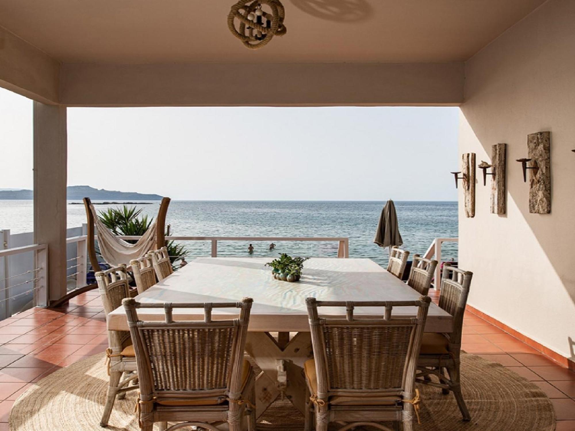 Dazzling Crete Villa | 3 Bedrooms | Villa Saffron Sunset | Beachfront Villa With Jacuzzi & Brilliant Sea Views | Chania カト・ダラトソ エクステリア 写真